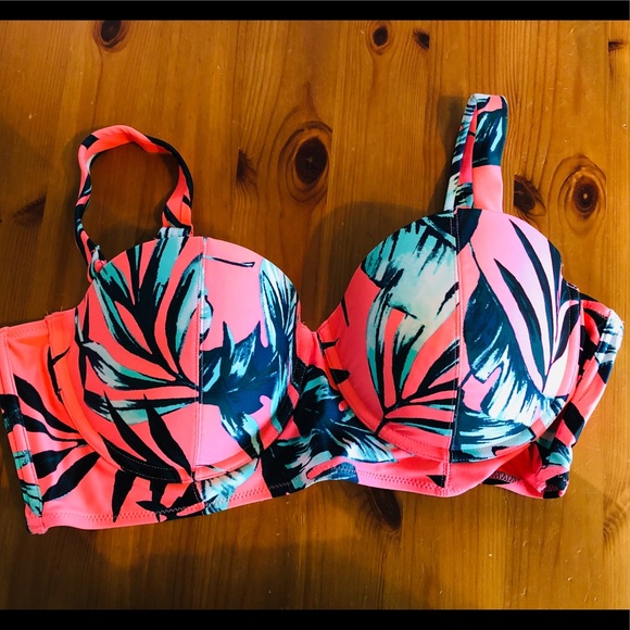 Old Navy Other - Old Navy Swim Suit Top